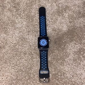 Apple Watch Series 3, 38 MM, band included